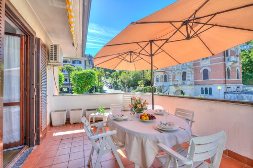 Appartamento Gaya 2BR with Terrace