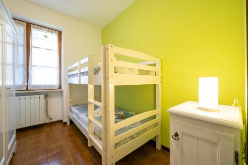 Villa Fiorita - Apt 2 - Margherita near lake, shops & AC