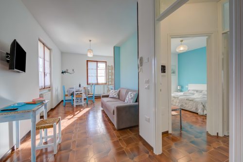 Villa Fiorita - Apt 3 - Ortensia near lake, shops & AC