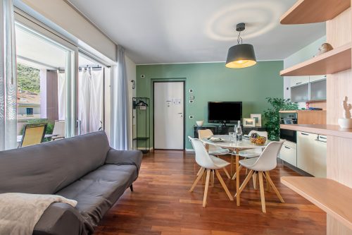 Suite 22