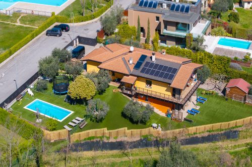 Villa Teresa Apt Lake Garda View 2BR + Pool (Sleeps 6)
