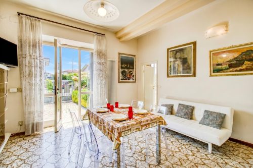 Casa Lidia 900m From Sea with Private Garden