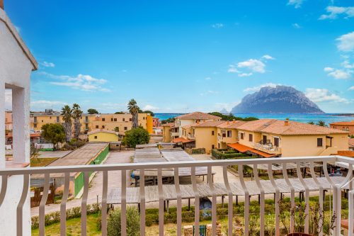 Il Vecchio Faro A42 150m From The Beach