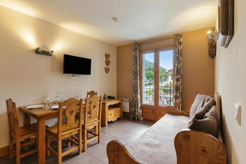 V Balme 14: Beside Ski Lift; Pool, Sauna & Gym