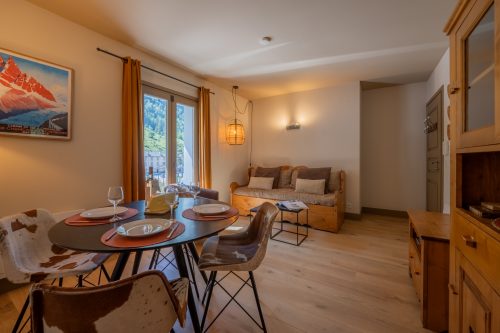 V Buet 41: Beside Ski Lift; Pool, Sauna & Gym