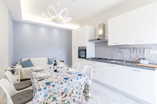 Bedo House - Beachfront Sea View Apartment in Follonica