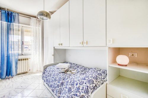 Bedo House - Beachfront Sea View Apartment in Follonica