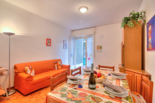 Casa Letizia few min from sea outdoor dining for 4