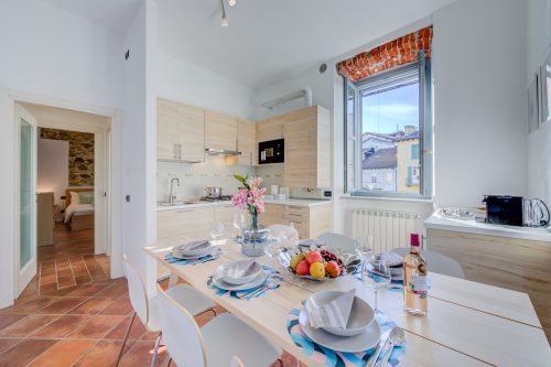 La Voce Del Lago - Historic Lakefront Stay in Arona