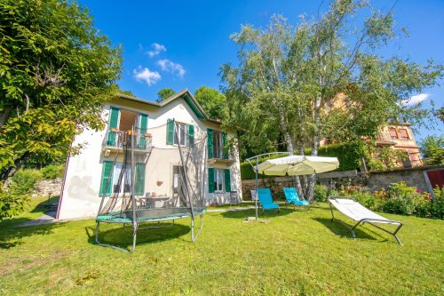 Mila Bike & WIFI: Garden Retreat near Lake Maggiore