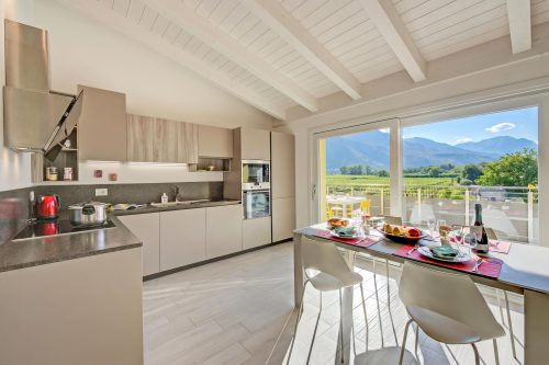 Mirabelle - Apartment with Terrace & Views