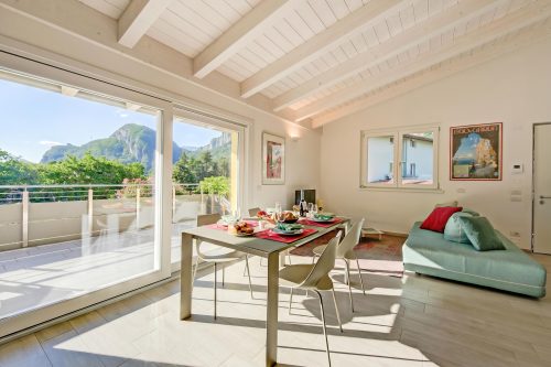 Mirabelle - Apartment with Terrace & Views