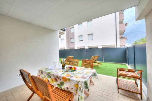 Casa Karin with Large Terrace and Garden