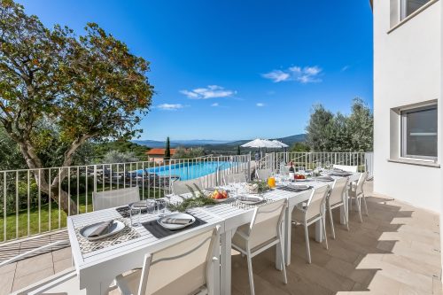 Villa Chimera White 16 with Pool & Gym