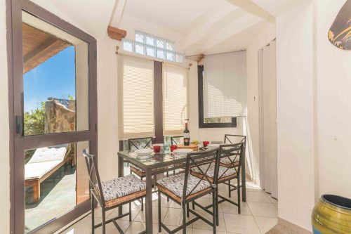 Trilo Debora 2Km From The Beach