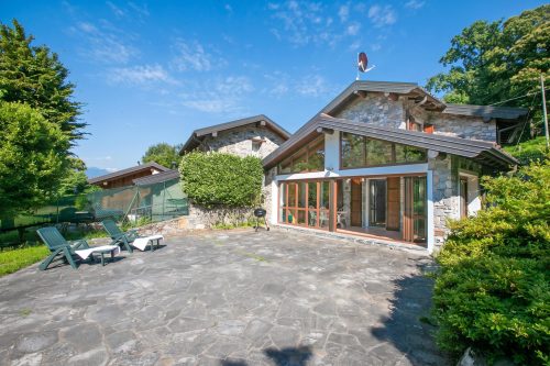 Villa Il Castagno: Few min From Beach, 2BR (Sleeps 6)