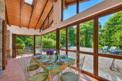 Villa Il Castagno: Few min From Beach, 2BR (Sleeps 6)