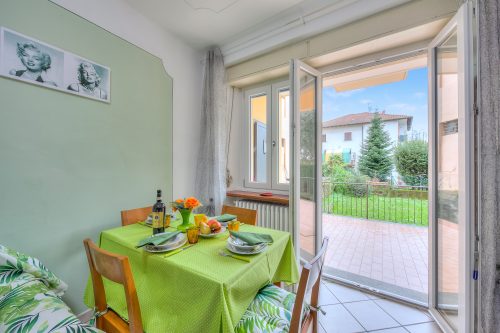Leonardo House Garden  in Stresa Center
