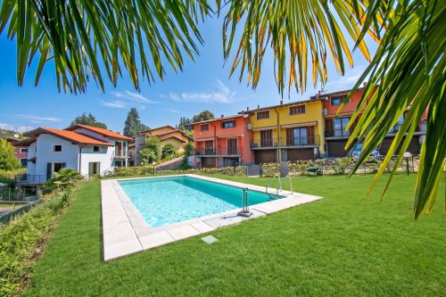 Cottage del Lago: Lake Maggiore Villa with Shared Pool
