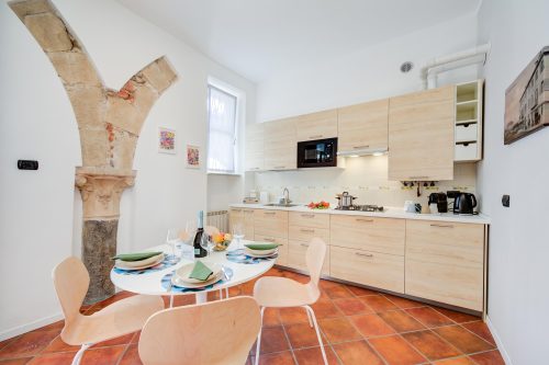 Il Nido Del Cigno, Arona Lakefront Apartment with Terrace and A/C