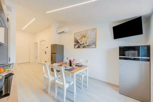 Magnolia Apt - Palazzo Palermo 1817 Sleeps 4 + AC