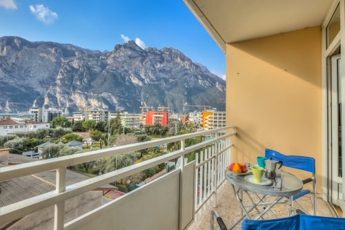 Il Piccolo Nido - Lake View Studio with Balcony
