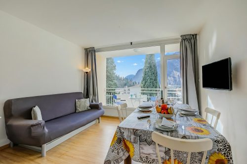 Il Piccolo Nido - Lake View Studio with Balcony
