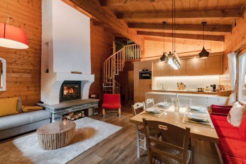 Chalet Soleada with Fireplace and Terrace for 5