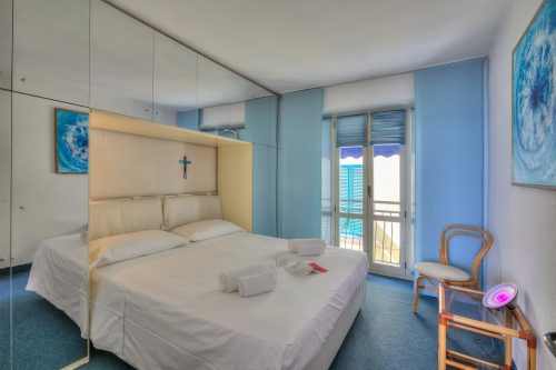Il Bijou Di Rossella - Beach Front Duplex with Balcony