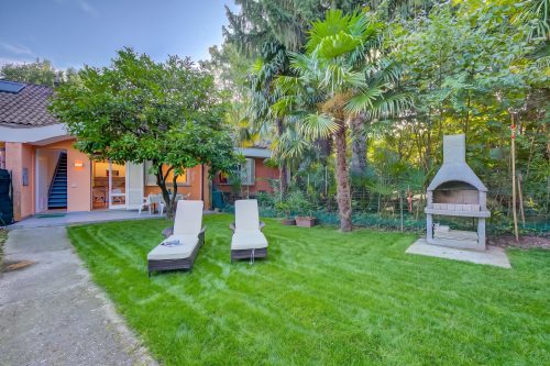 France Apartment with Garden, Pool & Tennis