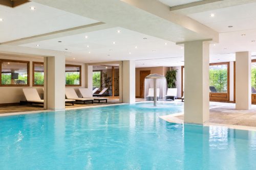V Balme 13: Beside Ski Lift; Pool, Sauna & Gym