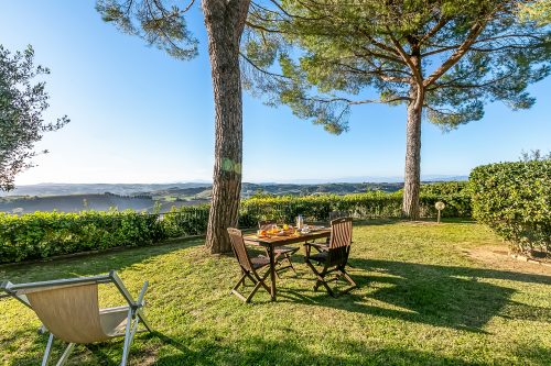 Chianti Site Pini Shared Pool