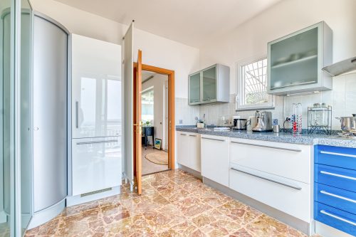 Villa Luce del Sol with Pool - L
