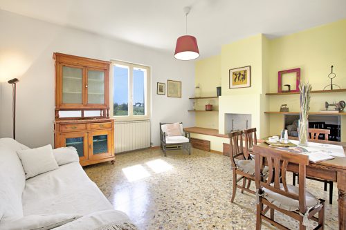 Tuscan Country House with Private Garden for 6