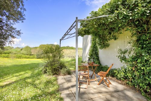 Tuscan Country House with Private Garden for 4