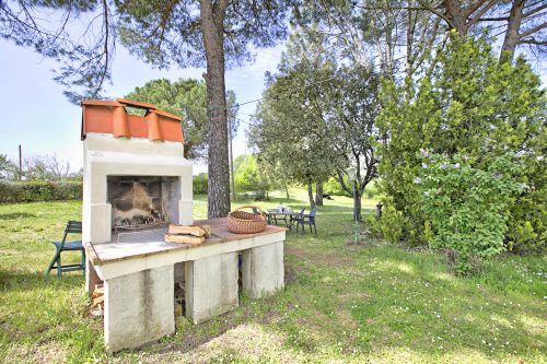 Tuscan Country House with Private Garden for 4