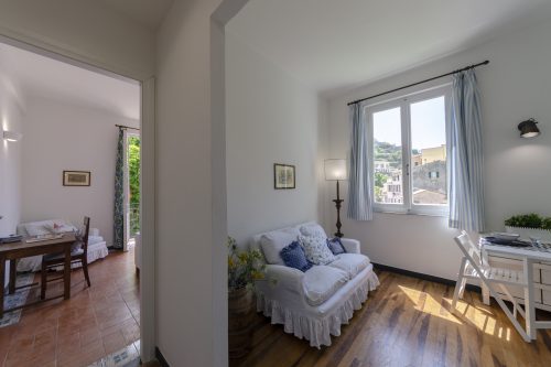 Balcony Apartment B Vernazza