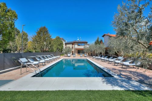 Residenza Lugana Pool & Garden in Peschiera Apt 6
