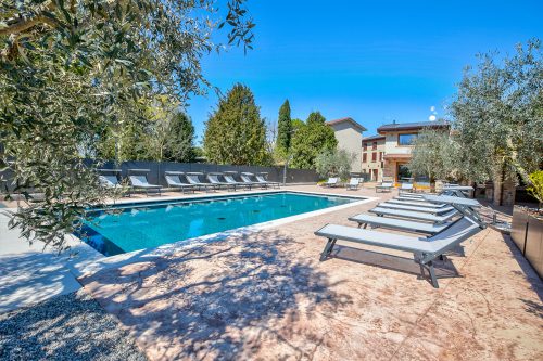 Residenza Lugana Pool & Garden in Peschiera Apt 4