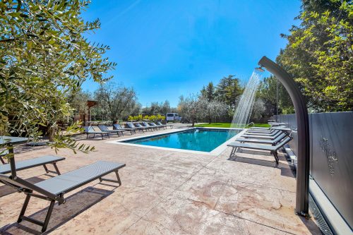 Residenza Lugana Pool & Garden in Peschiera Apt 5
