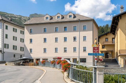 Residenza Montana 102 Modern Alpine Stay in San Bernardino | Ski, Hiking & Nature