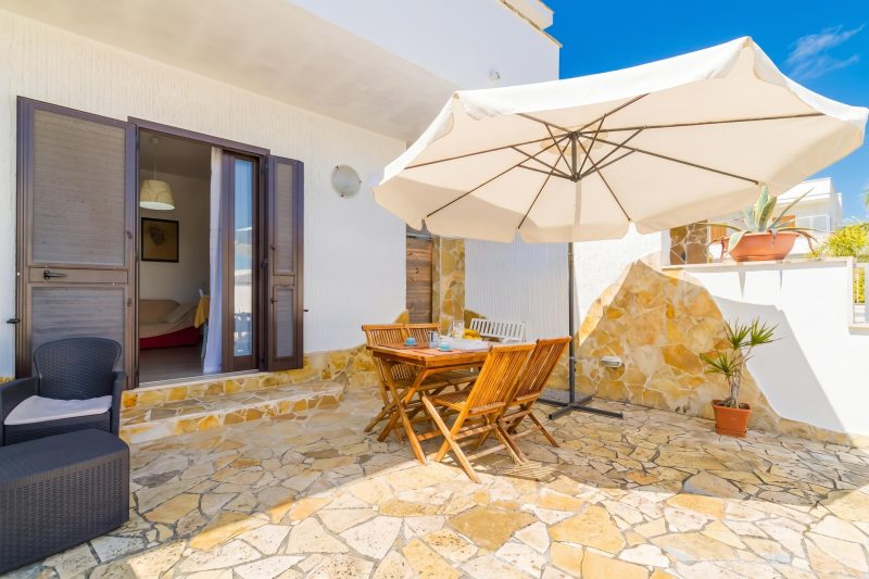 Villetta Bel Mare - Beach-Base Villa with Garden