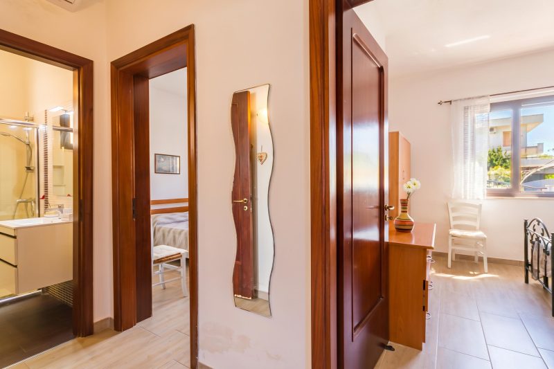 Villetta Bel Mare - Beach-Base Villa with Garden