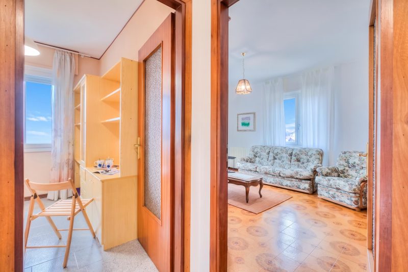 Zio Enry Terrace Apartment in Orta Lake