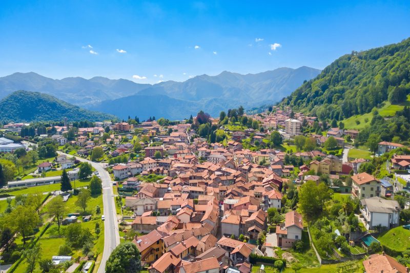 Zio Enry Terrace Apartment in Orta Lake