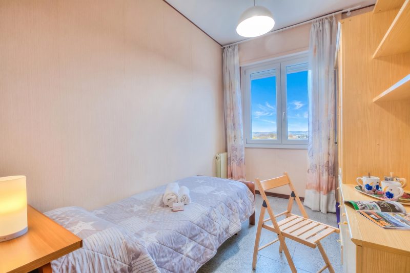 Zio Enry Terrace Apartment in Orta Lake