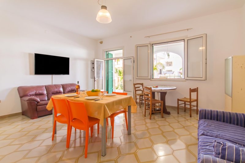 Casa del Mare with garden near the beach