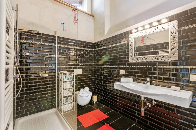 La Maison Du Lac - 50 meters from Lake , Private Parking&BBQ