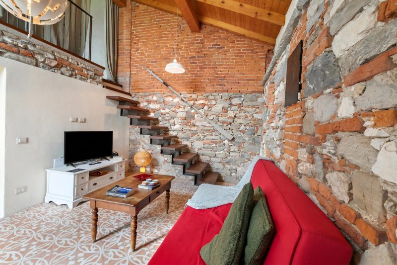 La Maison Du Lac - 50 meters from Lake , Private Parking&BBQ