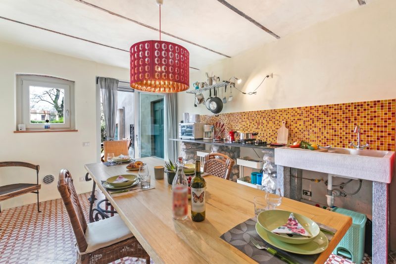 La Maison Du Lac - 50 meters from Lake , Private Parking&BBQ